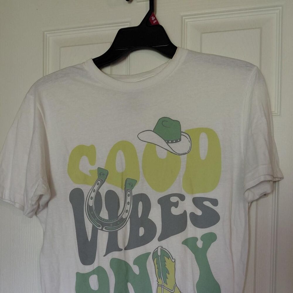 Unbranded Men's White T-shirt